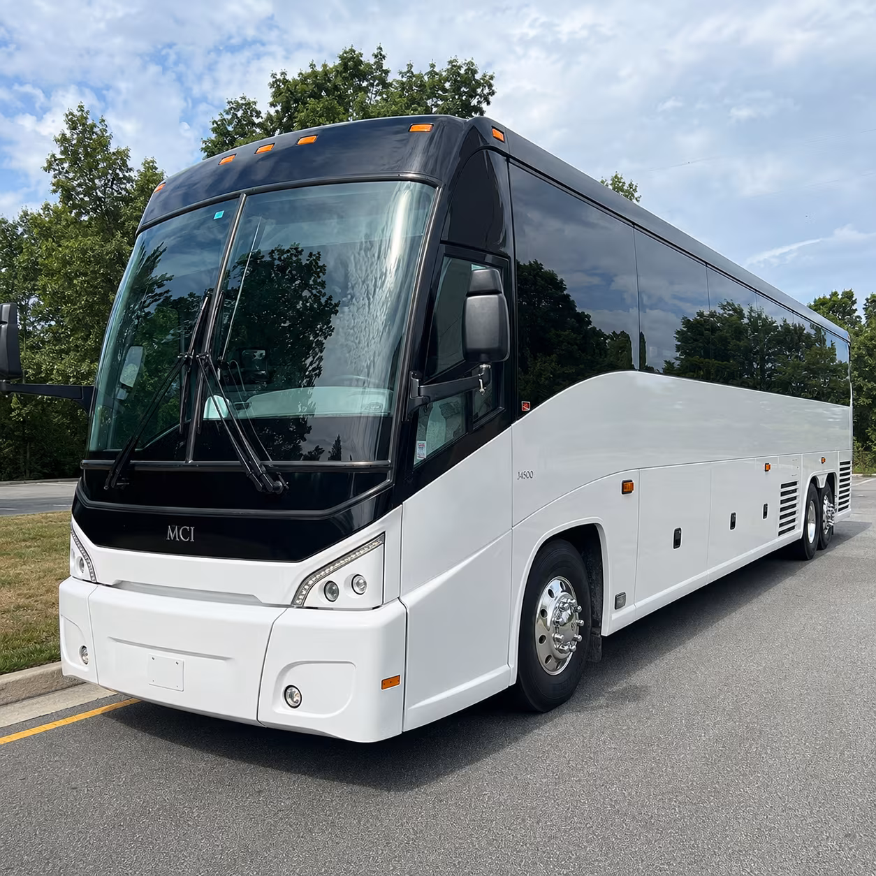 daily commuter shuttle buses for gloucester county employers
