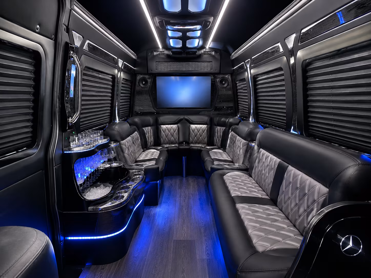 find the perfect transportation for your next airport transfer 1