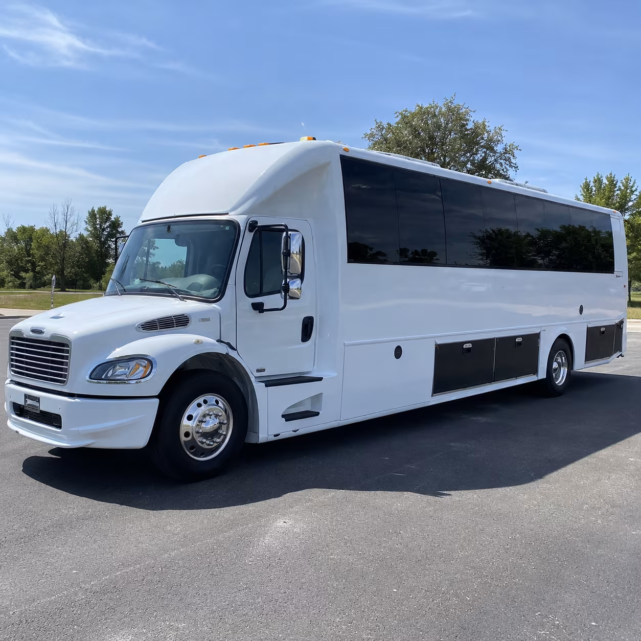 gloucester 40 passenger party bus